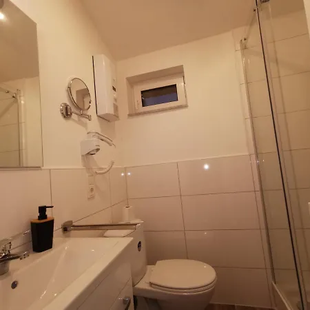 Apartment Monteurhutte